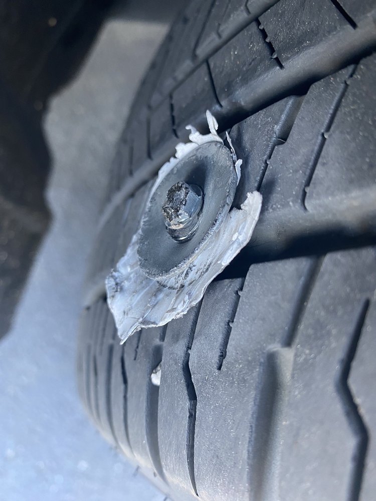 Les Schwab Tire Center
