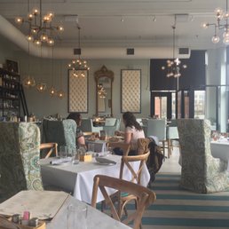 photo of magnolia wine kitchen des moines ia united states beautiful atmosphere - Magnolia Wine Kitchen photo of magnolia wine kitchen des moines ia united states beautiful atmosphere - Magnolia Wine Kitchen