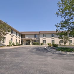 Super 8 By Wyndham Germantown Milwaukee 11 Photos Hotels N 96 Super 8 Germantown Milwaukee