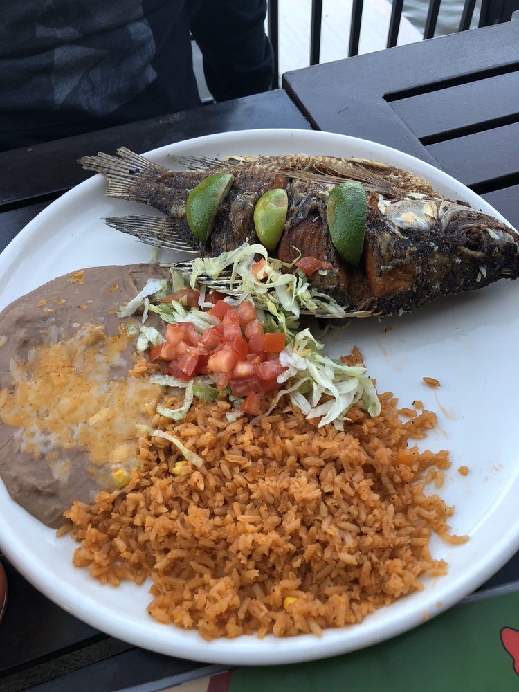 Los 3 Garcias Mexican Restaurant