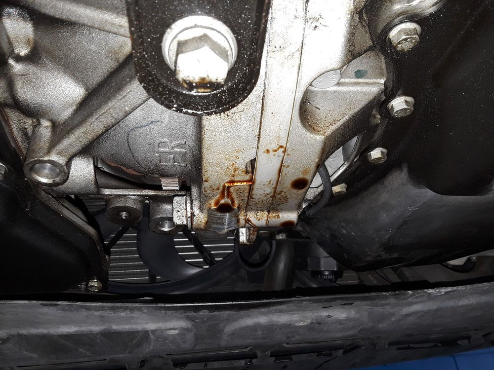 Oil Leak Repair >> This Is A Engine Oil Leak Photo Is A Oil Leak From The Rear Engine Oil Leak Repair >> This Is A Engine Oil Leak Photo Is A Oil Leak From The Rear Engine