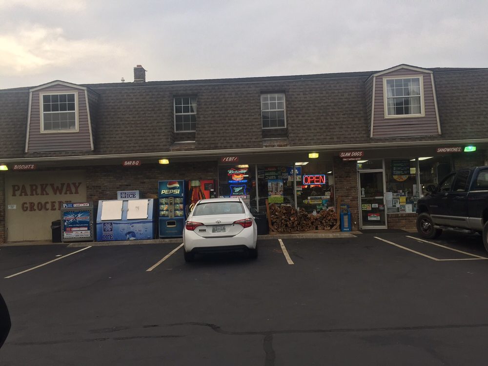 Parkway Grocery Convenience Stores 7665 E Lamar Alexander Pkwy, Townsend, TN Phone Number