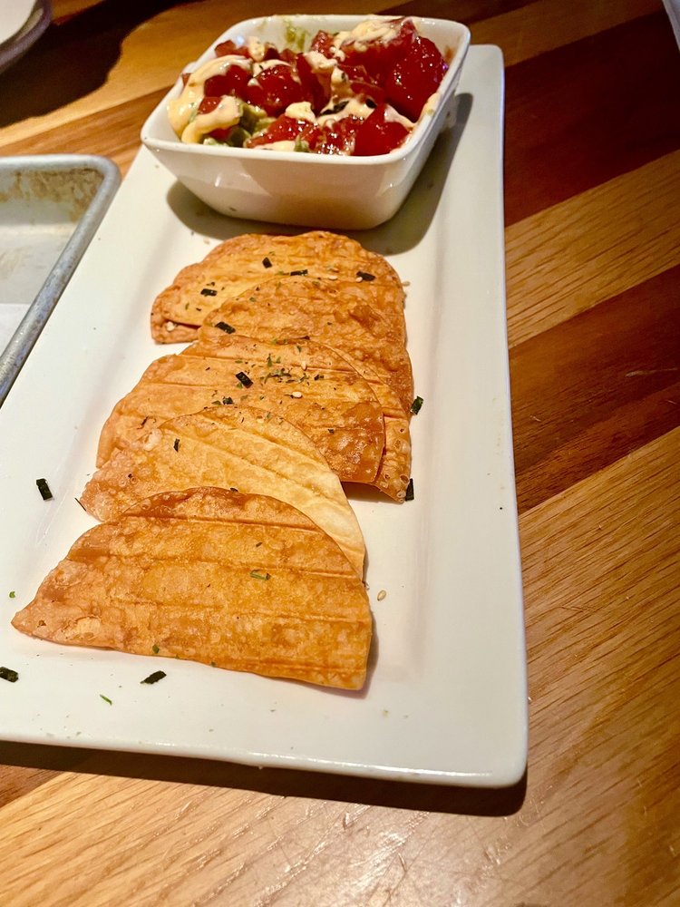 BJ's Restaurant & Brewhouse BJ's Restaurant & Brewhouse