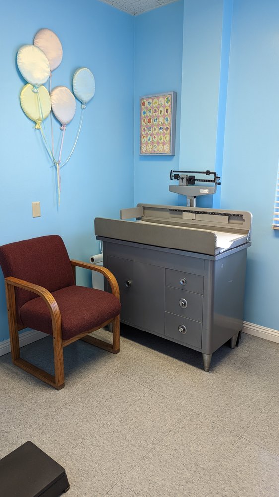 image of business Kids & Teens Medical Group - Glendale