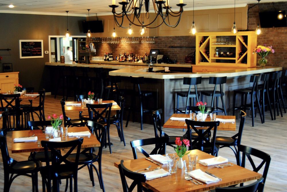 Eighty Acres Kitchen & Bar