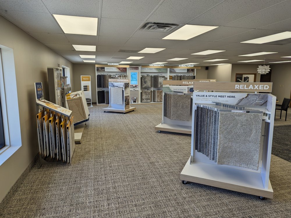 image of business Bloomington Carpet One Floor & Home