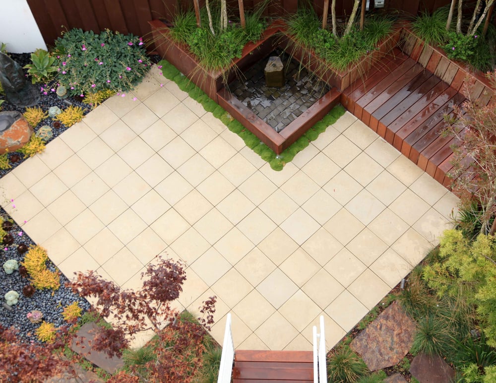 A Sweeping Entry Path Using Natural Edged Full Range