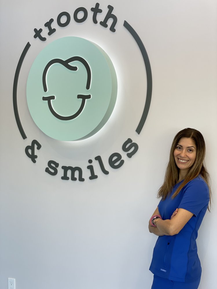 image of business Trooth & Smiles