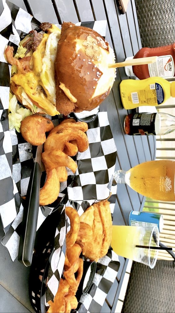 The Tailgate Sports Pub