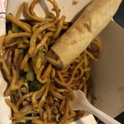 Glenn Hidalgo is lucky to have so much chinese food around him