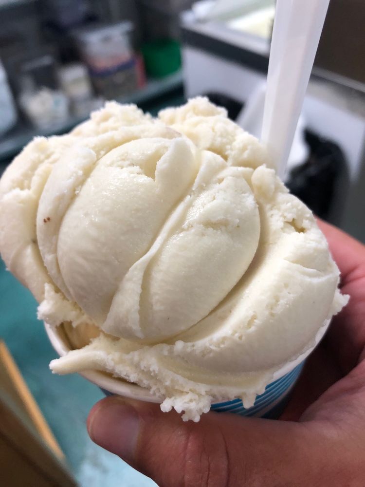 Big Buck's Ice Cream and Espresso Bar