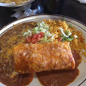 El Potro Mexican Cafe 41 Photos 60 Reviews 3333 S Photo Of El Potro Mexican Cafe Lawrence Ks United States Fajita Chimichanga