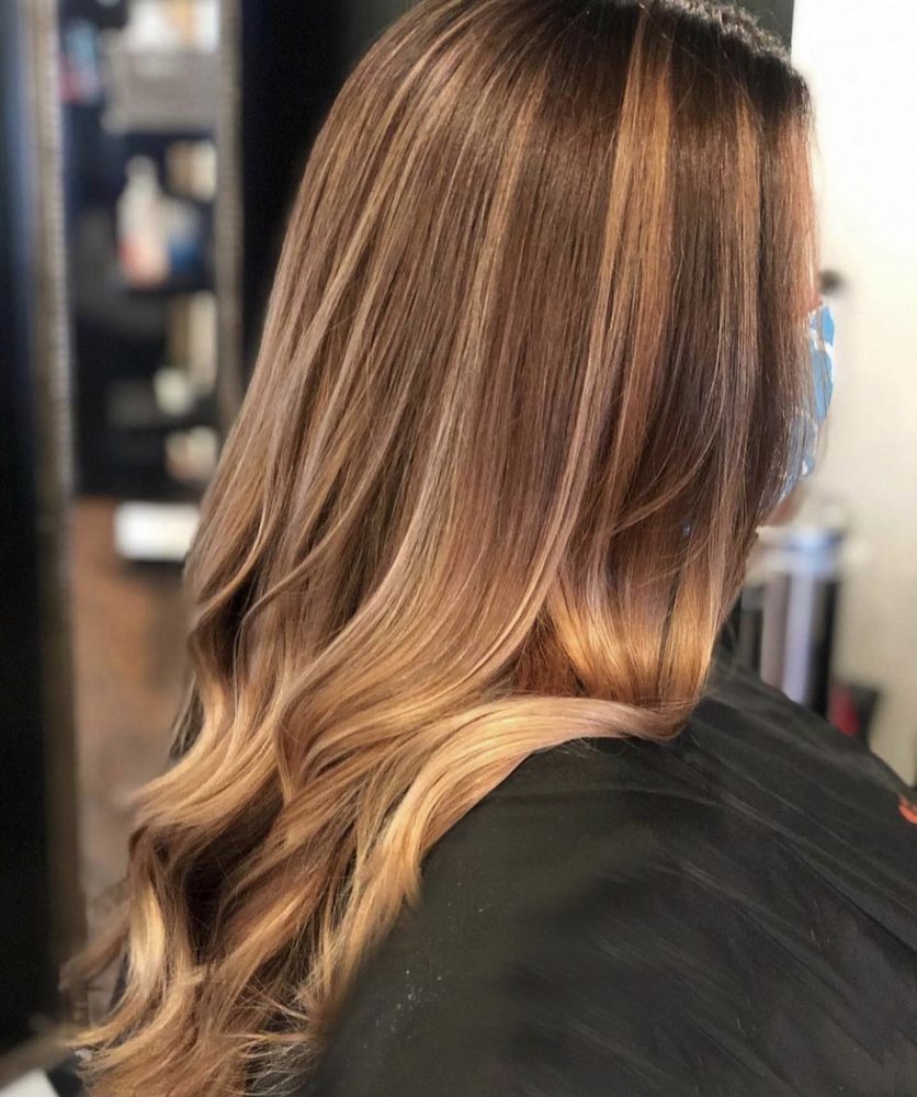 Paloma & Friends Salon