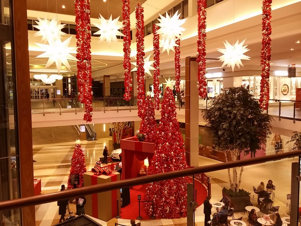 photo of springfield town center springfield va united states 2015 christmas decorations - Mall Christmas Decorations photo of springfield town center springfield va united states 2015 christmas decorations - Mall Christmas Decorations