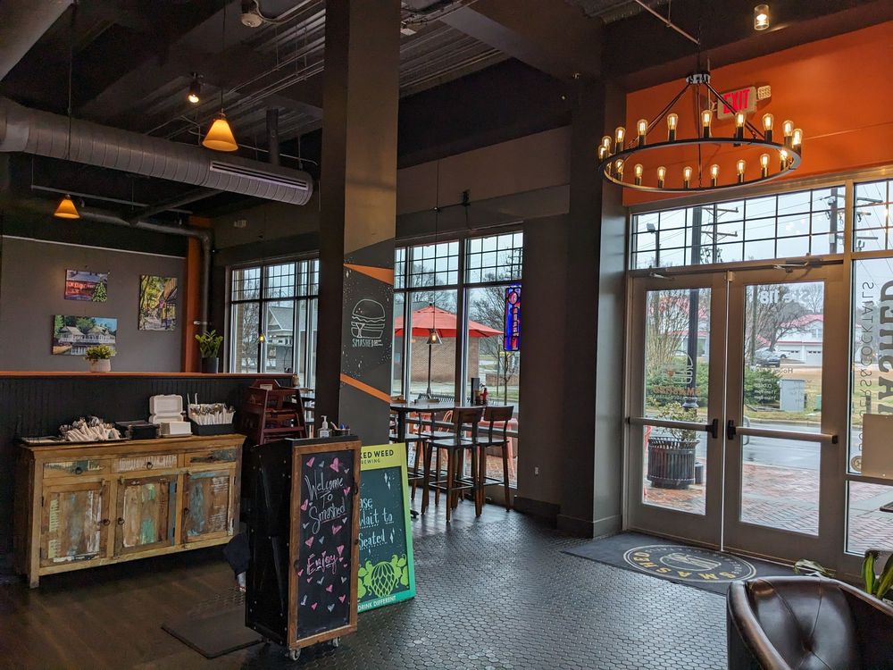 Smashed - Burgers & Cocktails