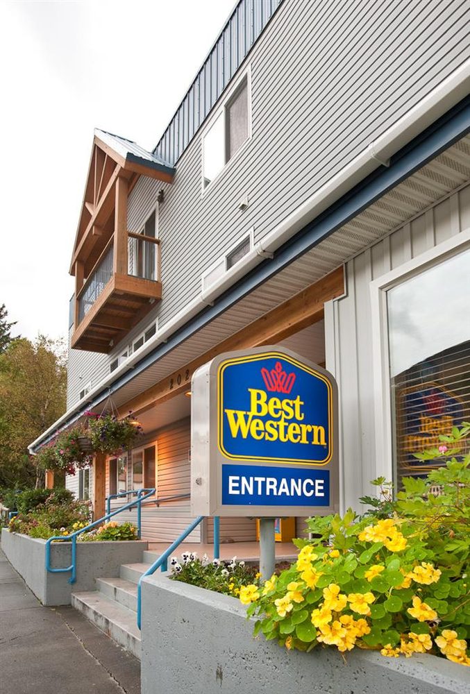 Best Western Plus Edgewater Hotel 84 Photos & 38 Reviews Hotels