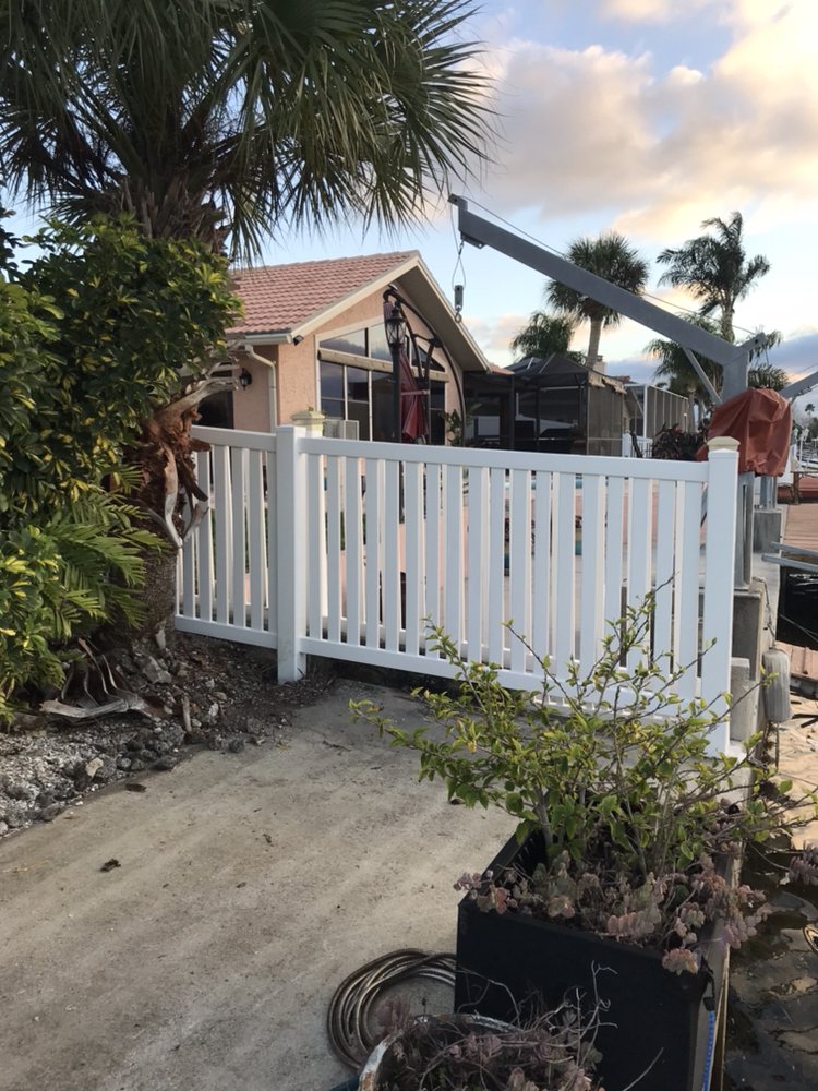 Kustom Fence