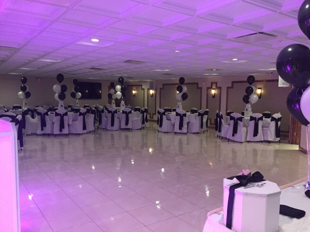 Moonlight Caterers & Entertainment