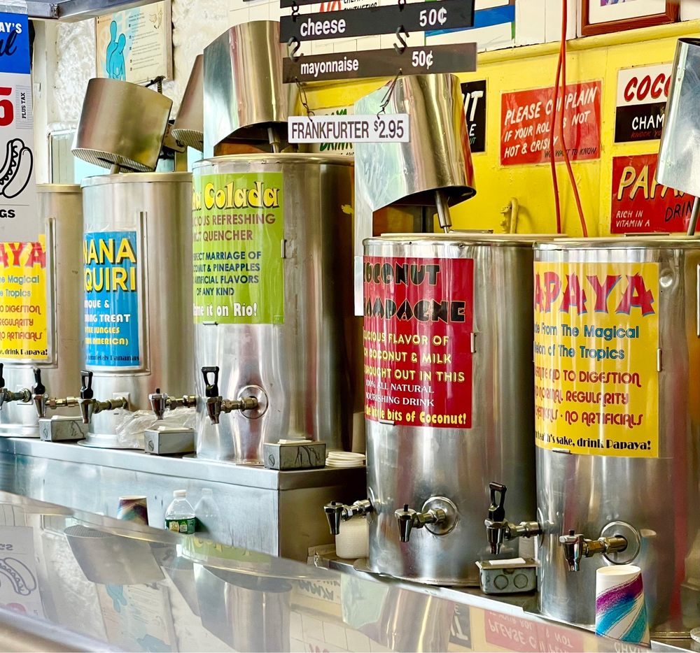 Gray's Papaya