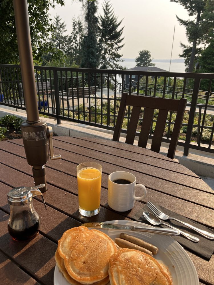 Gerald’s Restaurant and Sky Lounge