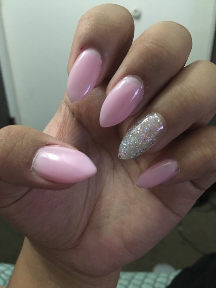 Full Set Of Almond Shaped Acrylic Nails 30 10 Gel Sadly Was Cut Photo Of Pacific Nails Tucson Az United States Full Set Almond