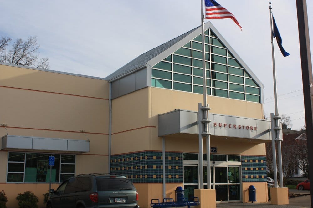 Goodwill Last Updated May 31, 2017 Thrift Stores 1125 Crowley Ave