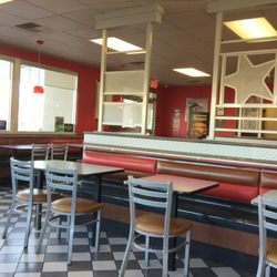 Carl S Jr Restaurants 26 Photos 34 Reviews Burgers 2935 Photo Of Carl S Jr Restaurants El Cajon Ca United States 2