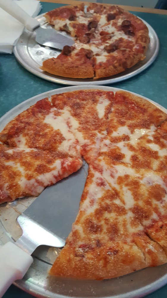 No Name Pizza and Subs 16 Reviews Pizza 5218 Hwy 70 W, Morehead