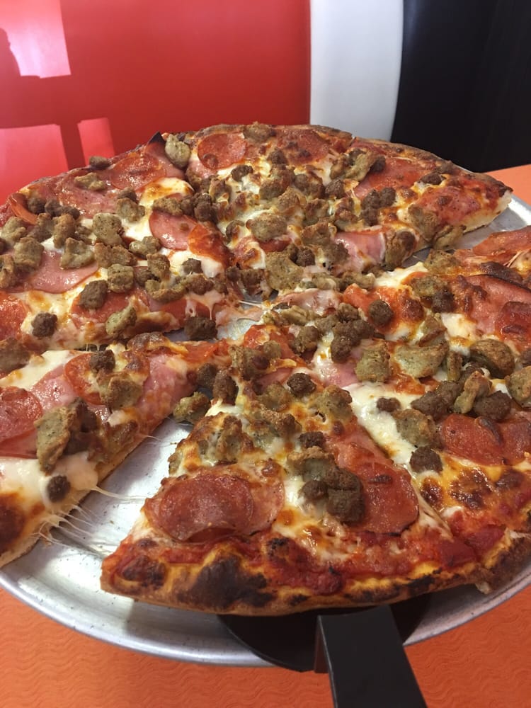 Brian&rsquo;s Bulldog Pizza