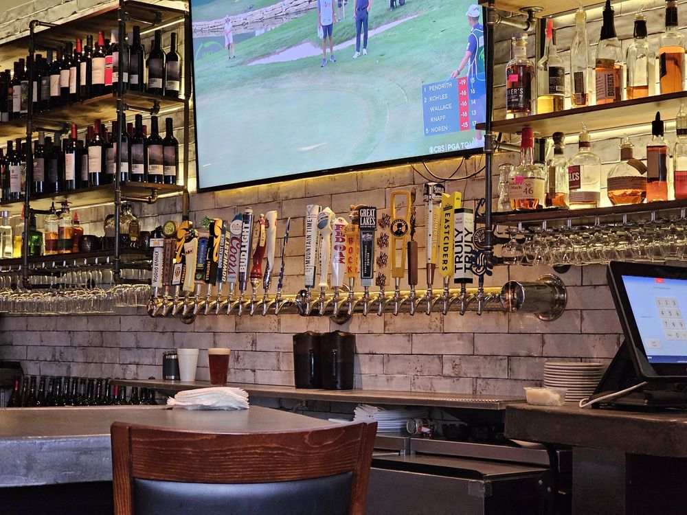 Three Bulls American Steakhouse