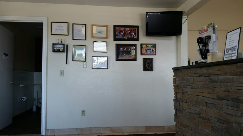 Dicks Automotive Repair - CLOSED - 16 Reviews - Auto Repair - 892