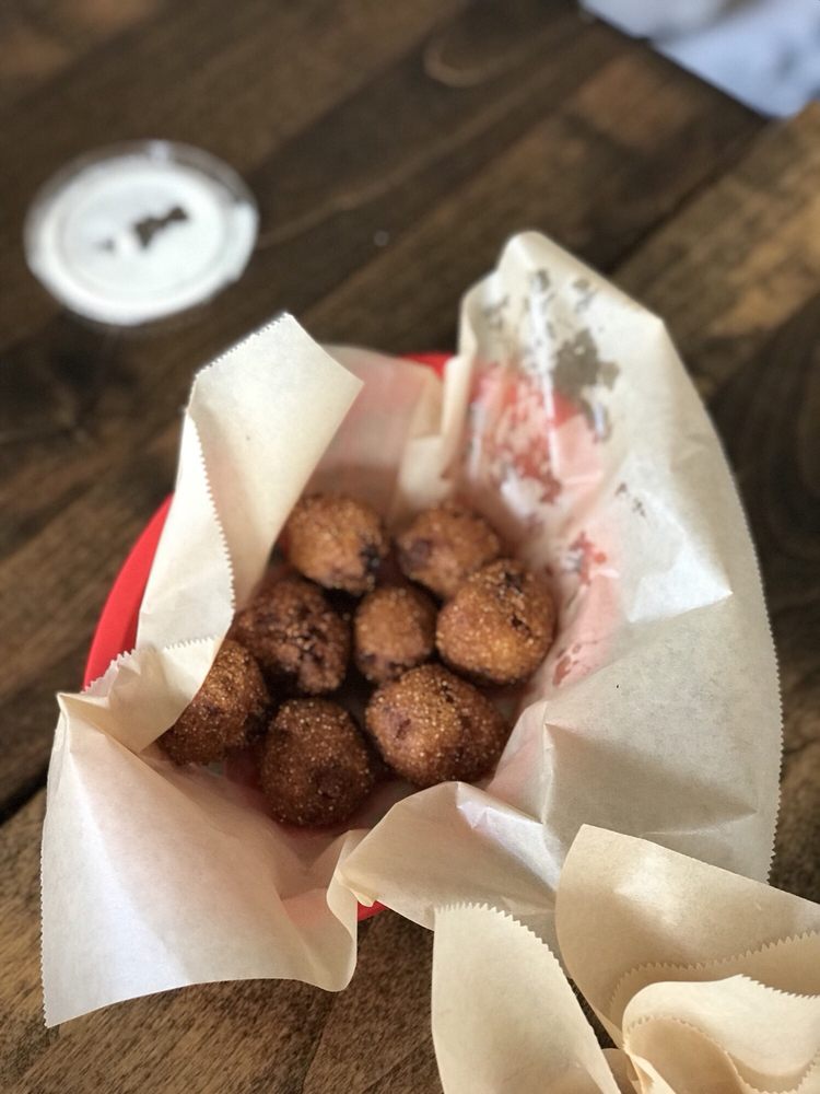 Wing Hut 114 Photos & 295 Reviews American (Traditional) 15473 E