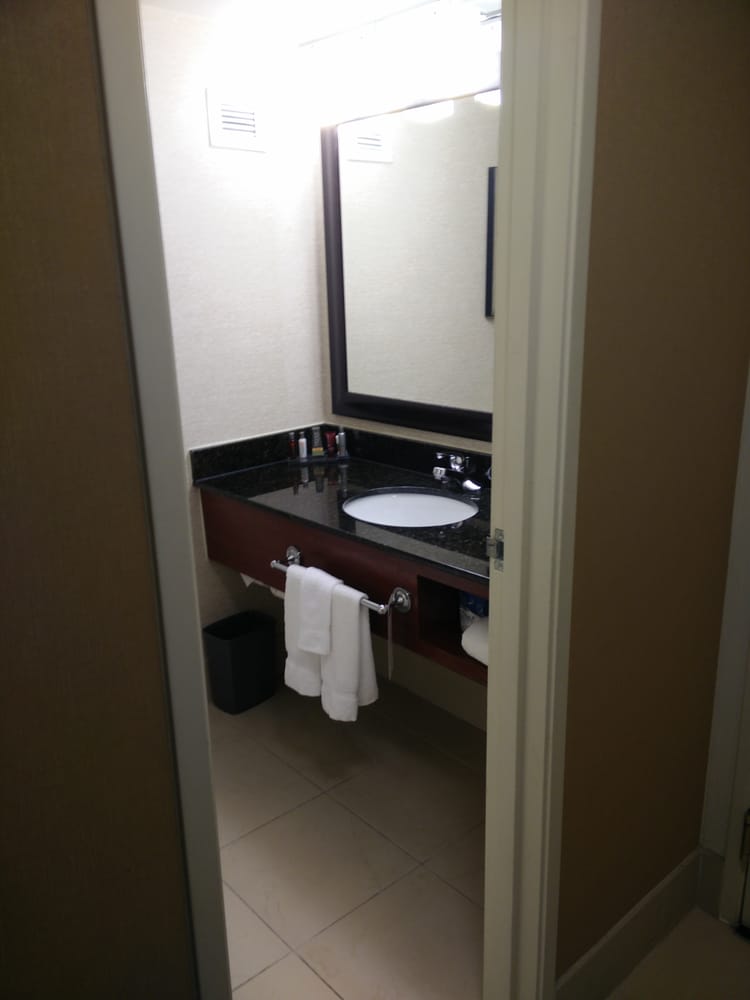 Houston Marriott North 25 Photos & 47 Reviews Hotels 255 N Sam