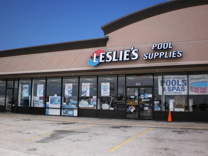 Leslie's