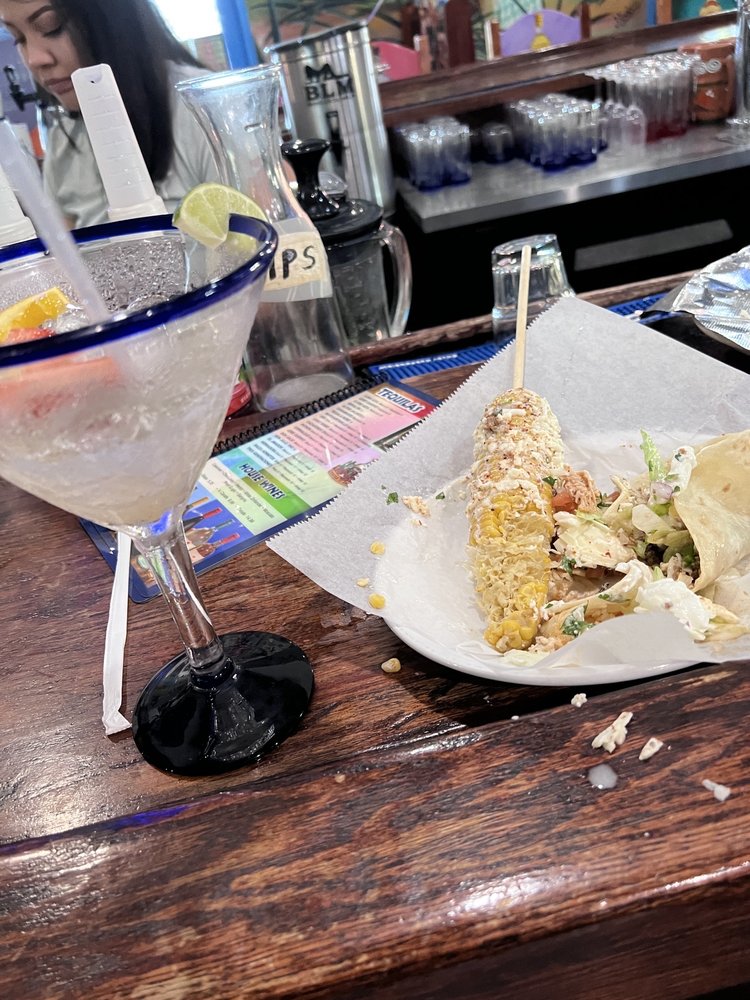 El Mariachi Mex & Grill