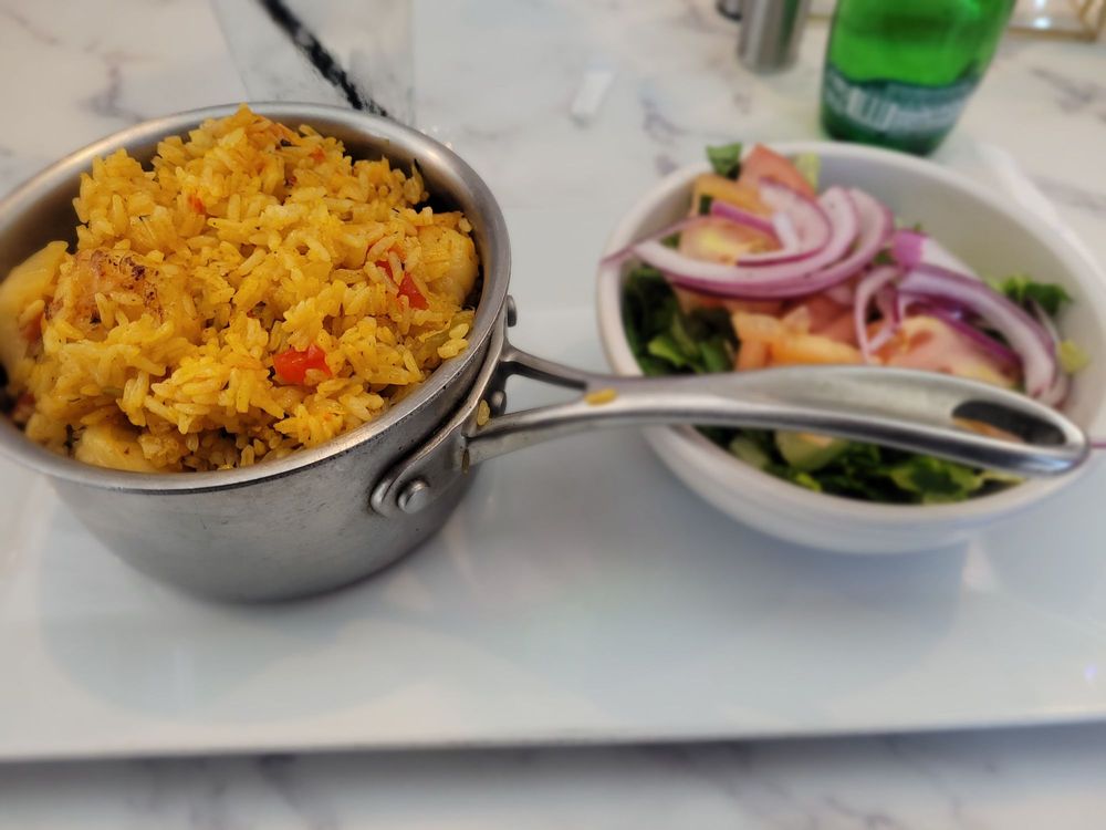 Tipico Rinconcito Colombiano