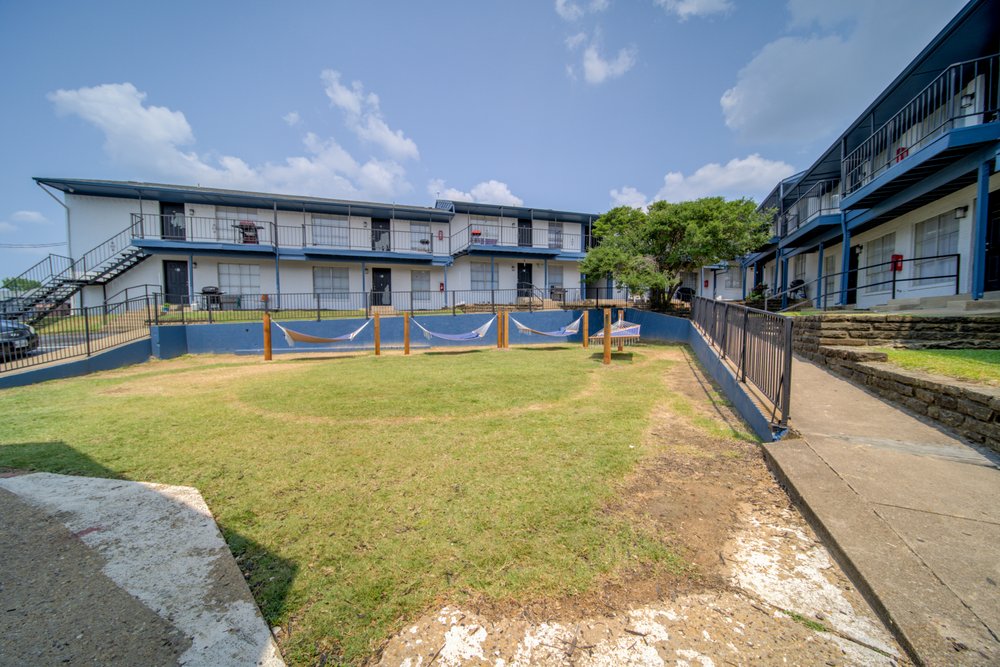 Villas del Tesoro Apartments