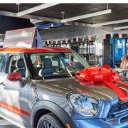 Mini Of Valencia 151 Photos 224 Reviews Car Dealers 24135