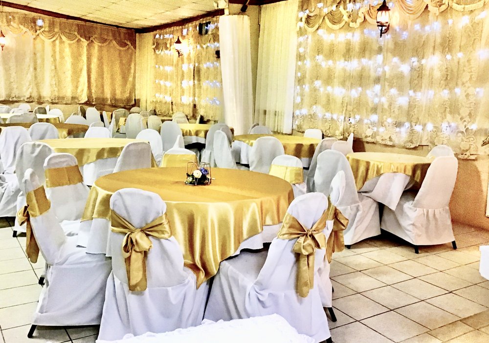 Los Jardines Ballroom