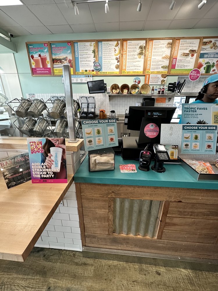 Tropical Smoothie Cafe