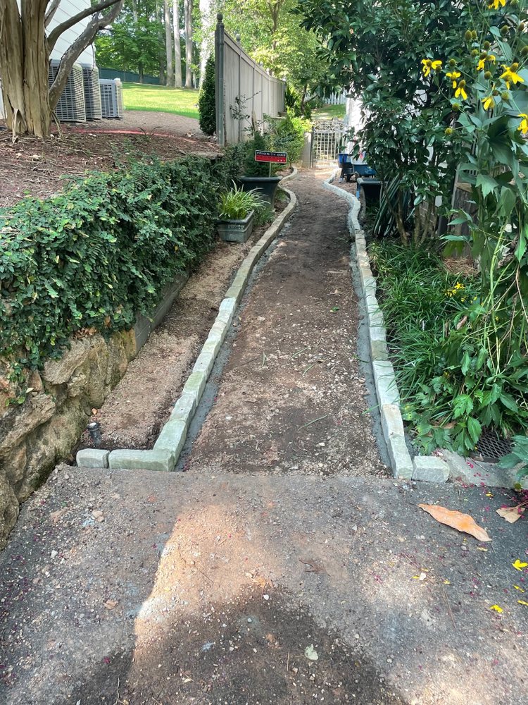 MO's Lawn Care and Landscaping