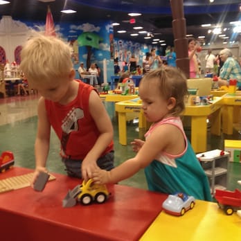 Playmobil Funpark Closed 47 Photos 26 Reviews Toy S Photo Of Playmobil Funpark Palm Beach Gardens Fl United States Kiddos At