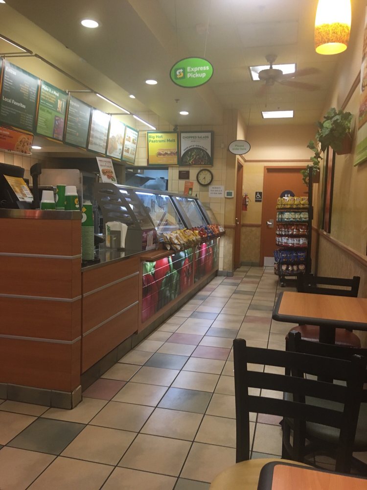 Subway Sandwiches 1063 S Green Valley Rd, Watsonville, CA