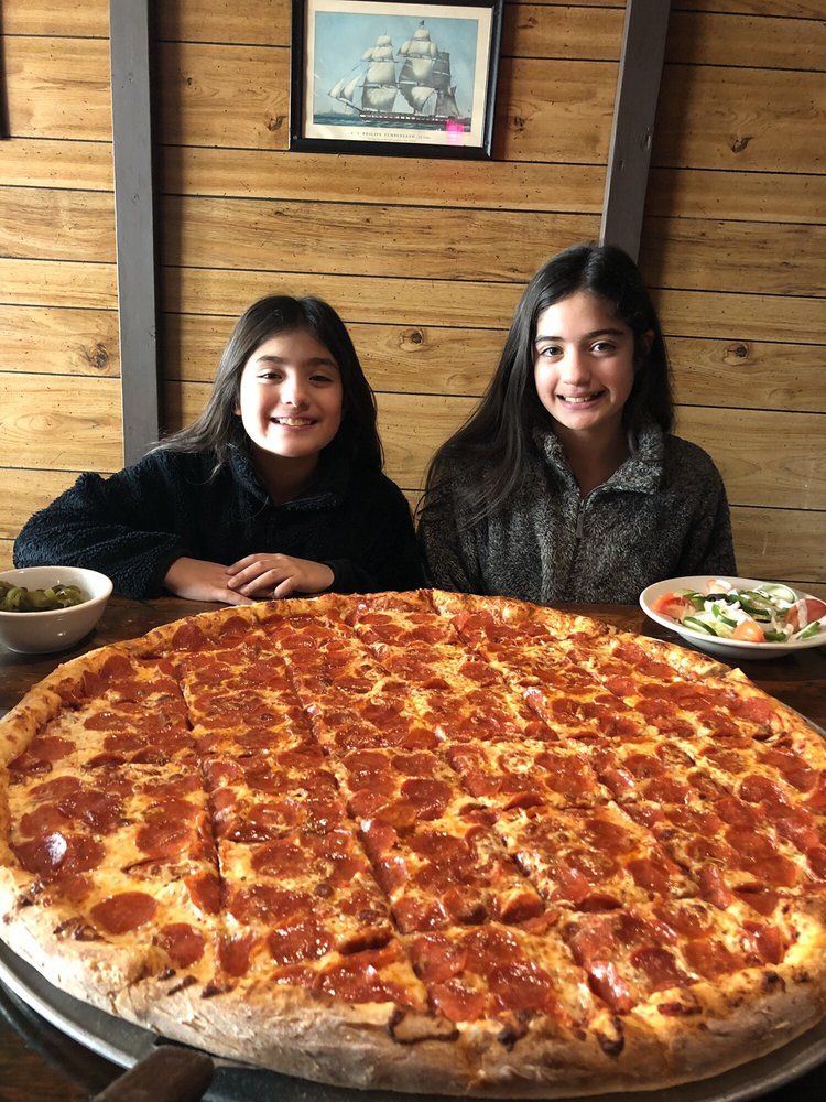 The Cabin The Best 30 Photos 89 Reviews Pizza 552