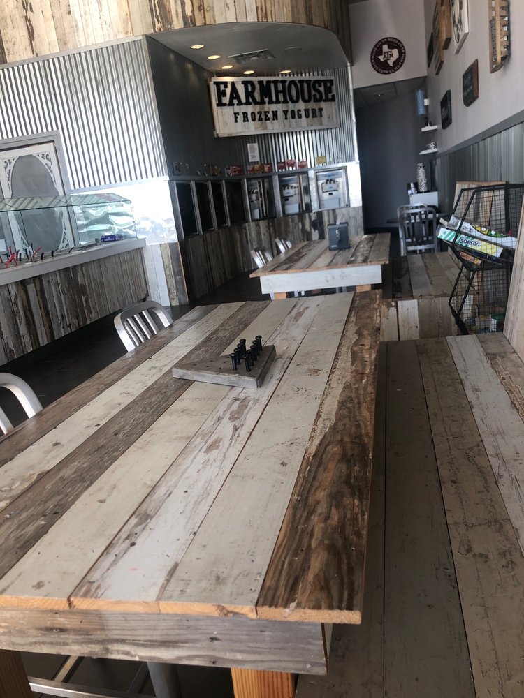 FARMHOUSE FROZEN YOGURT - Bryan