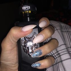 Star Nails 36 Photos Nail Salons 4358 Austin Bluffs Pkwy Photo Of Star Nails Colorado Springs Co United States Almond Short Chrome