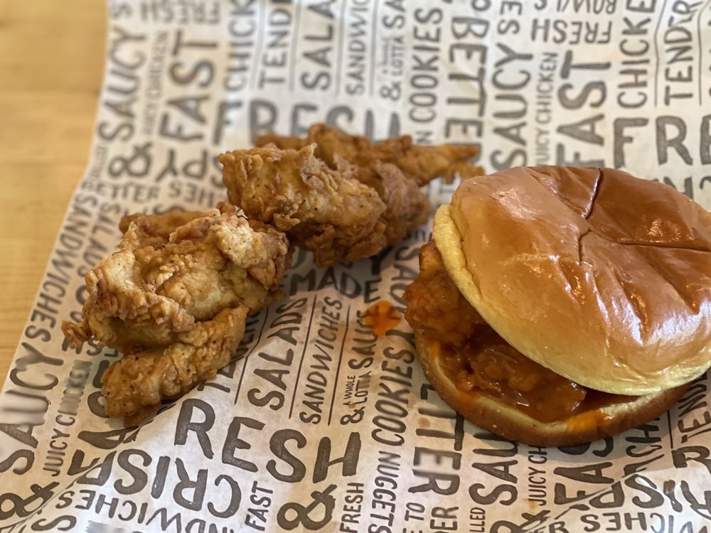 PDQ Ft. Myers: Gulf Coast Town Center