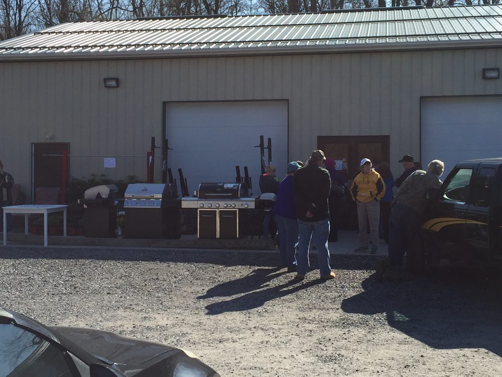 Bickel’s Surplus Discount Store 1989 Old 6th Ave Rd, Altoona, PA