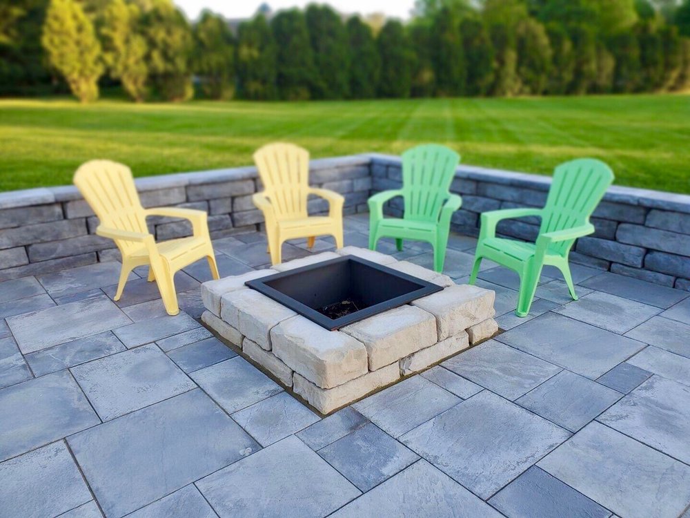 image of business Kalamazoo Hardscape