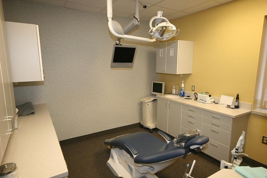 image of business Livonia Dental Group